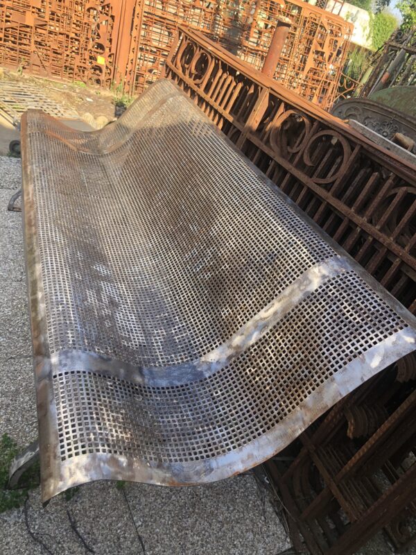 Banc ancien de Jardin public – Image 2
