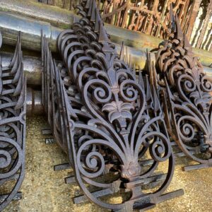 Frise ancienne décoration faîtage fonte (Mur / clôture) 30 éléments